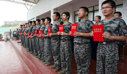 成都企業(yè)新員工入職軍訓
