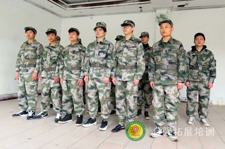 員工軍訓(xùn)3天