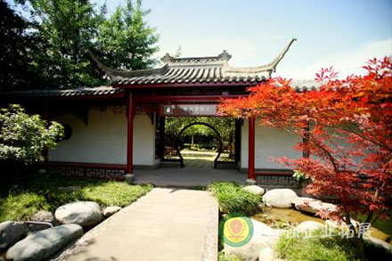 成都周邊軍訓(xùn)拓展團(tuán)建基地