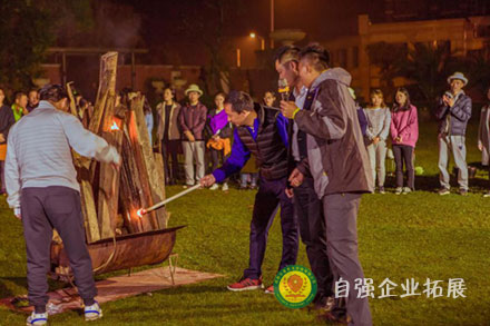 成都周邊拓展團(tuán)建基地