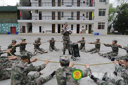 四川旺達集團企業(yè)軍訓活動